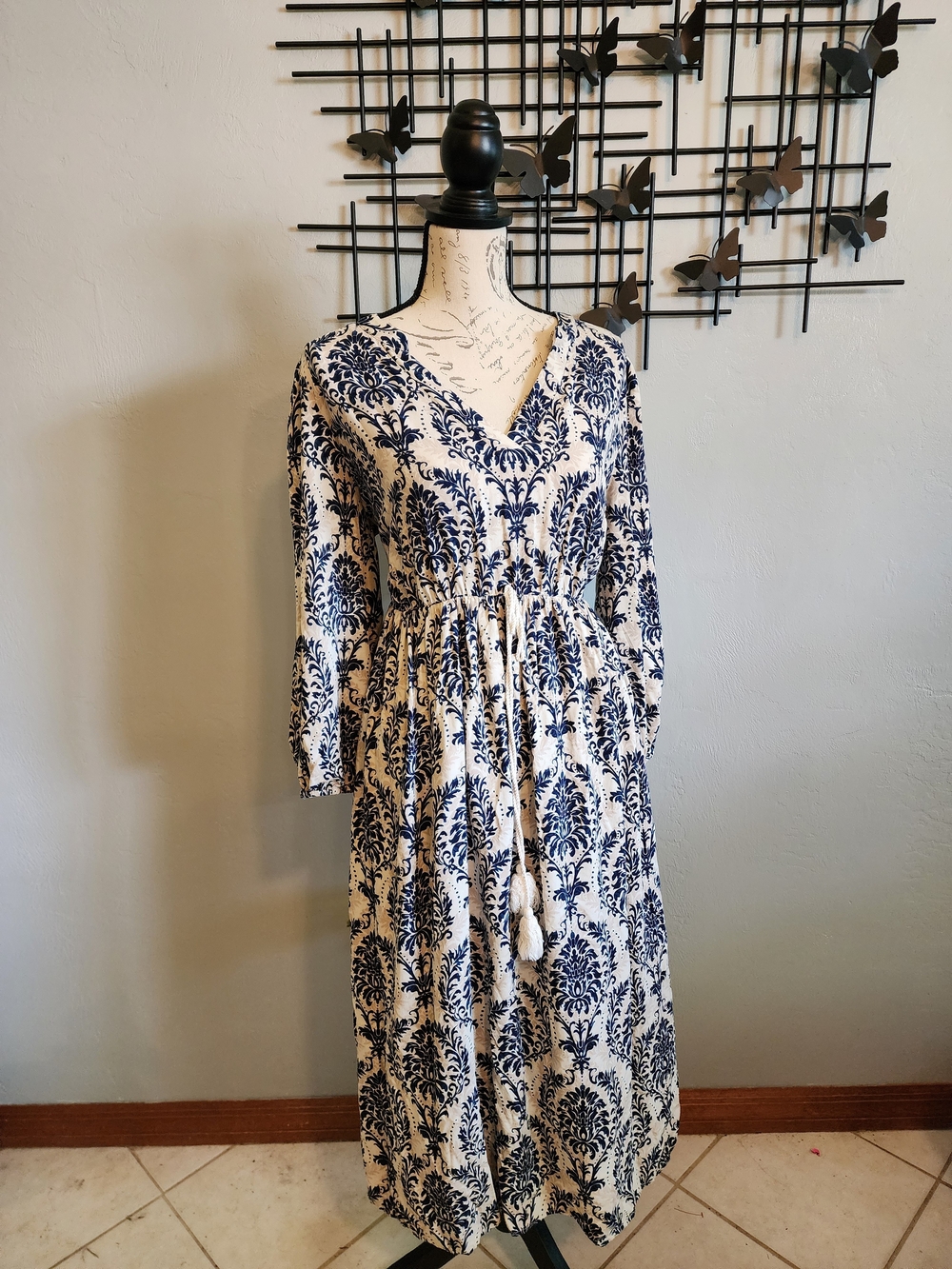 BloomChic Navy and Crwam Long Sleeve Maxi Dress with Tassel Tie